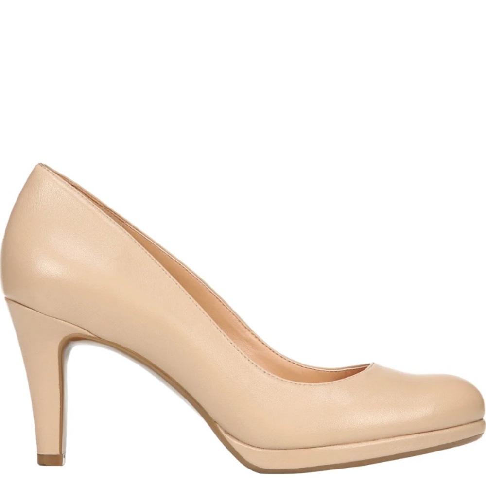 Michelle - color, tender taupe  - size, 10M - brand new